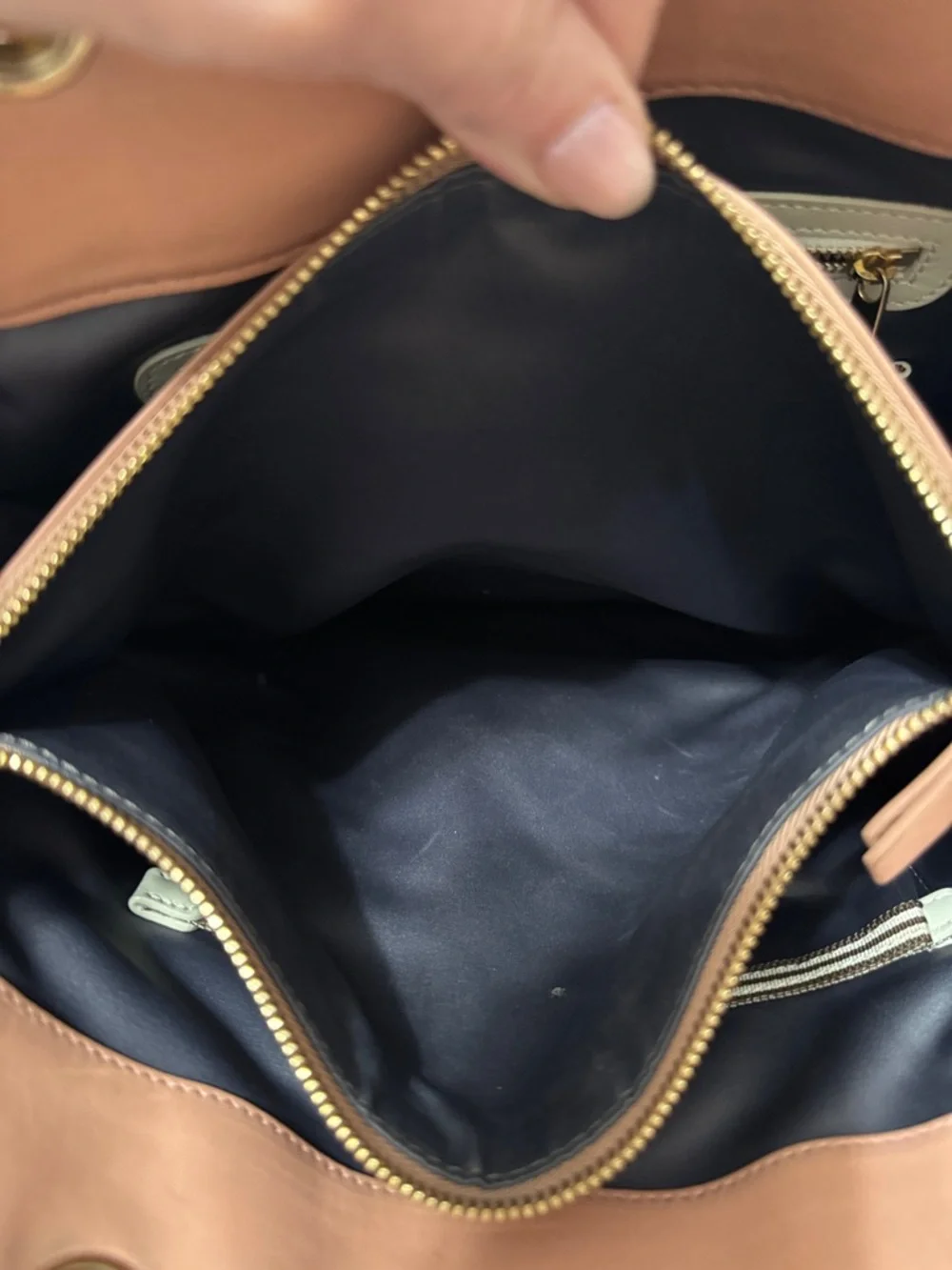 Henri Bendel blush pink 🩷 lambskin expandable chain tote with COA - Picture 14 of 15